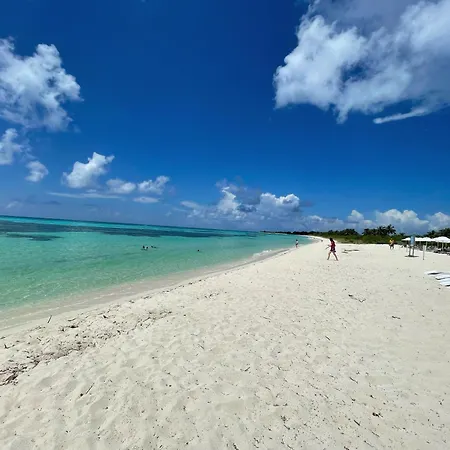 Amaranta Beach
